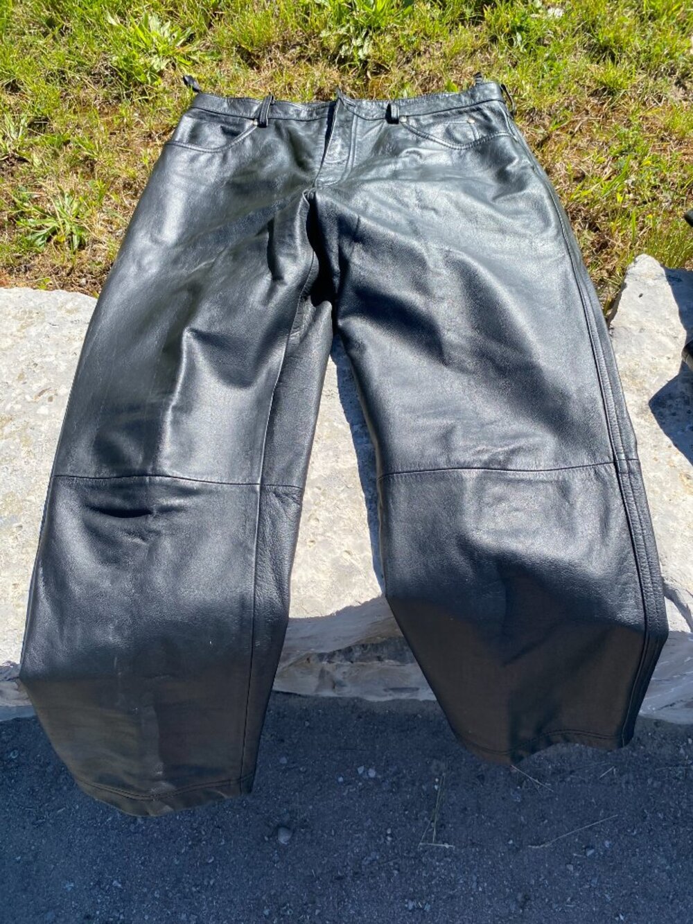 Genuine Harley Davidson Black Leather Pants - SZ 34 - Like New! - Picture 4 of 4